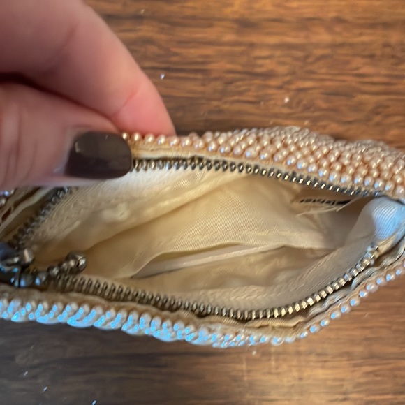 Vintage Beaded Change Purse with Mirror - Picture 4 of 6